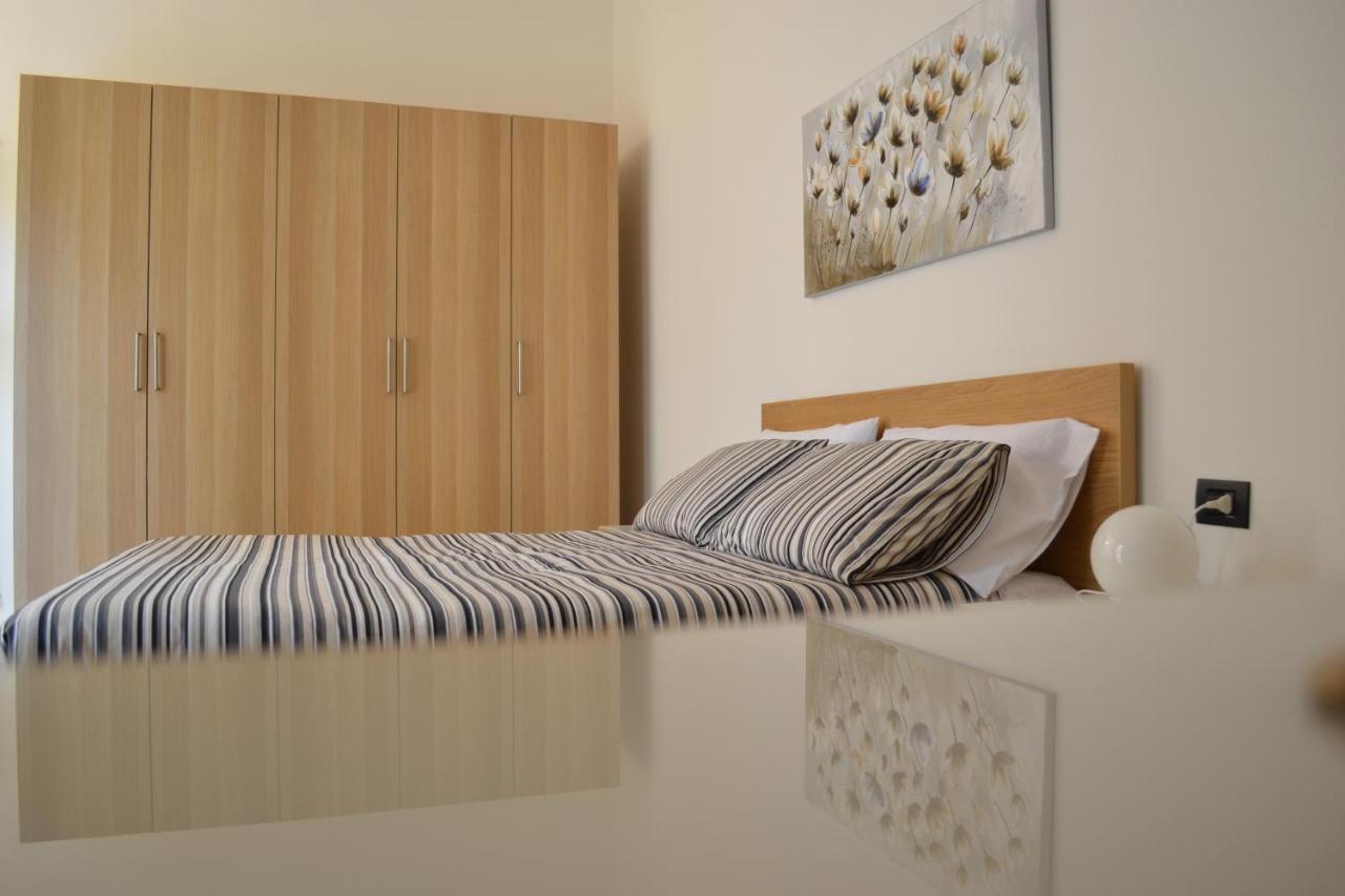 Home 2020: Come A Casa! Feel At Home! Wie Zuhause! Giussano ภายนอก รูปภาพ